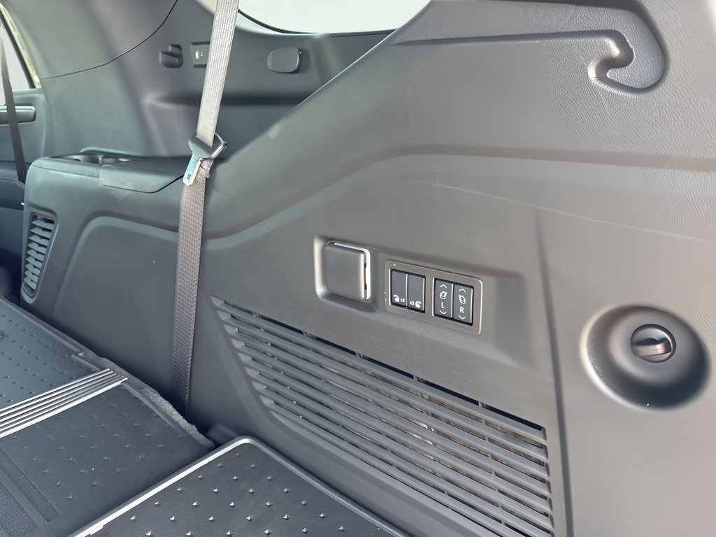 2026 Chevrolet Tahoe Premier - Photo 8