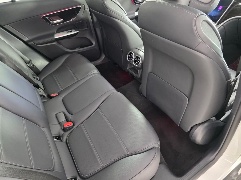Certified Used 2025 White Mercedes-Benz GLC 300 image 25