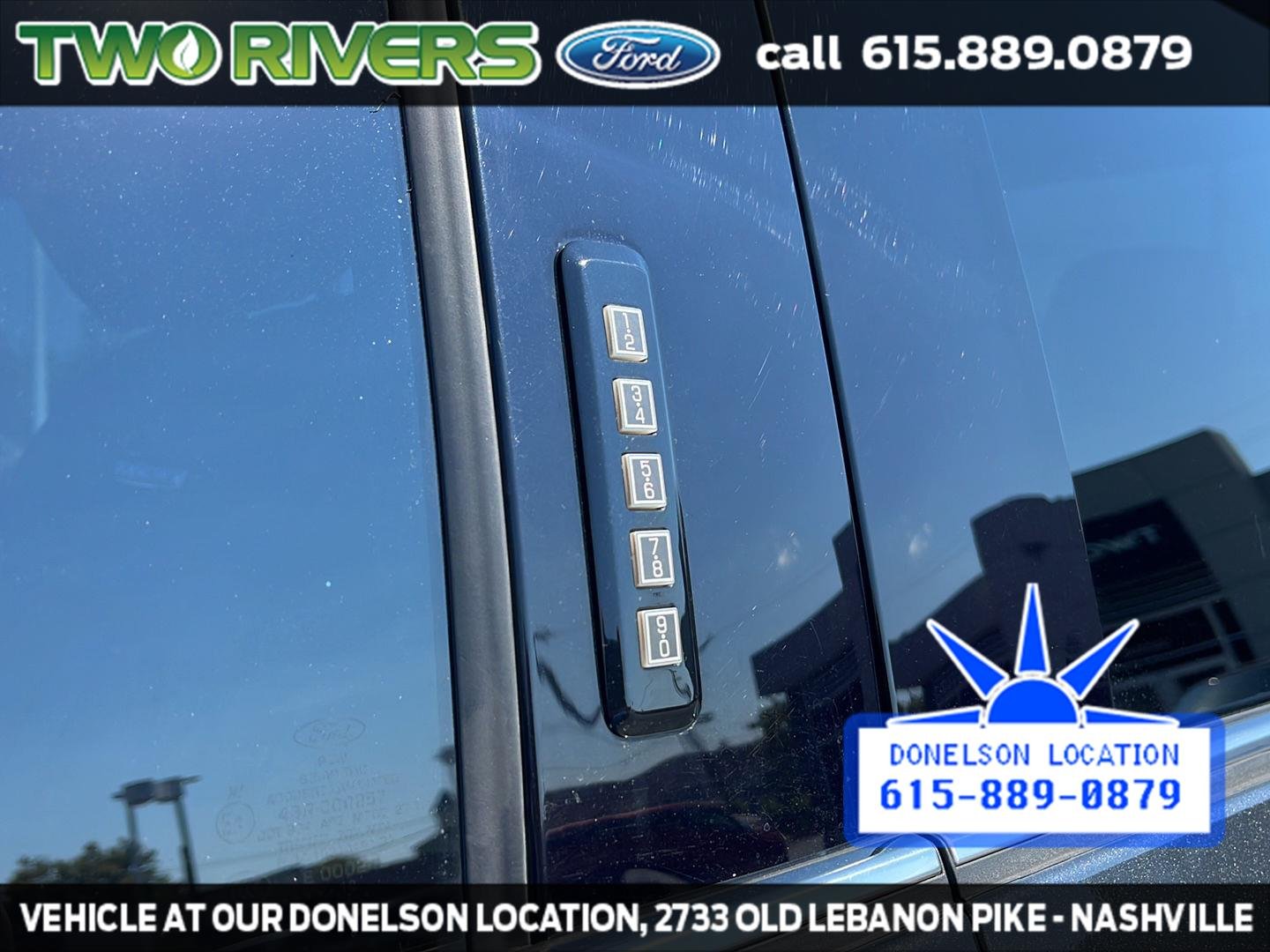 Used 2018 Magnetic Metallic Ford Platinum image 30