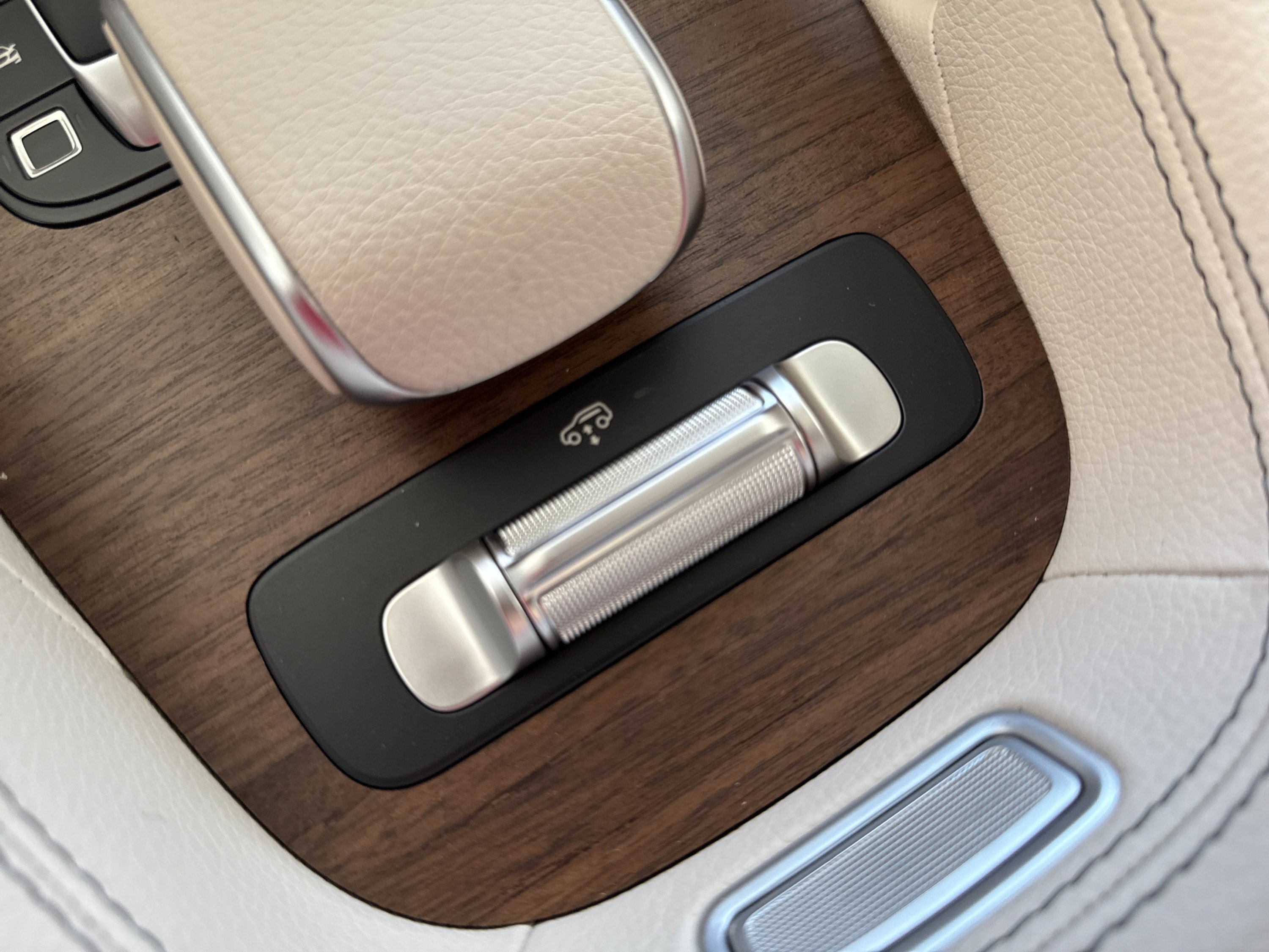 2026 Mercedes-Benz GLS Base - Photo 56