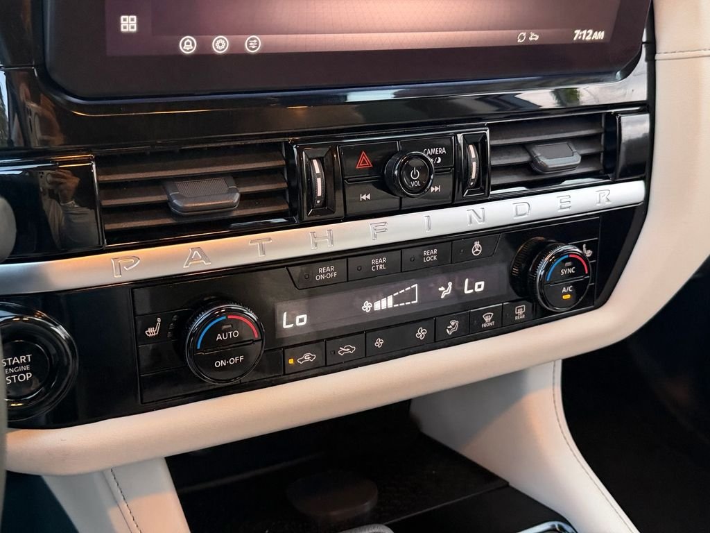 Used 2026 Black Nissan SL image 18