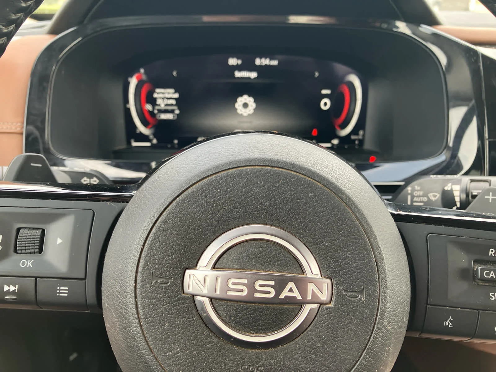 Used 2023 Boulder Gray Pearl Nissan Platinum image 15