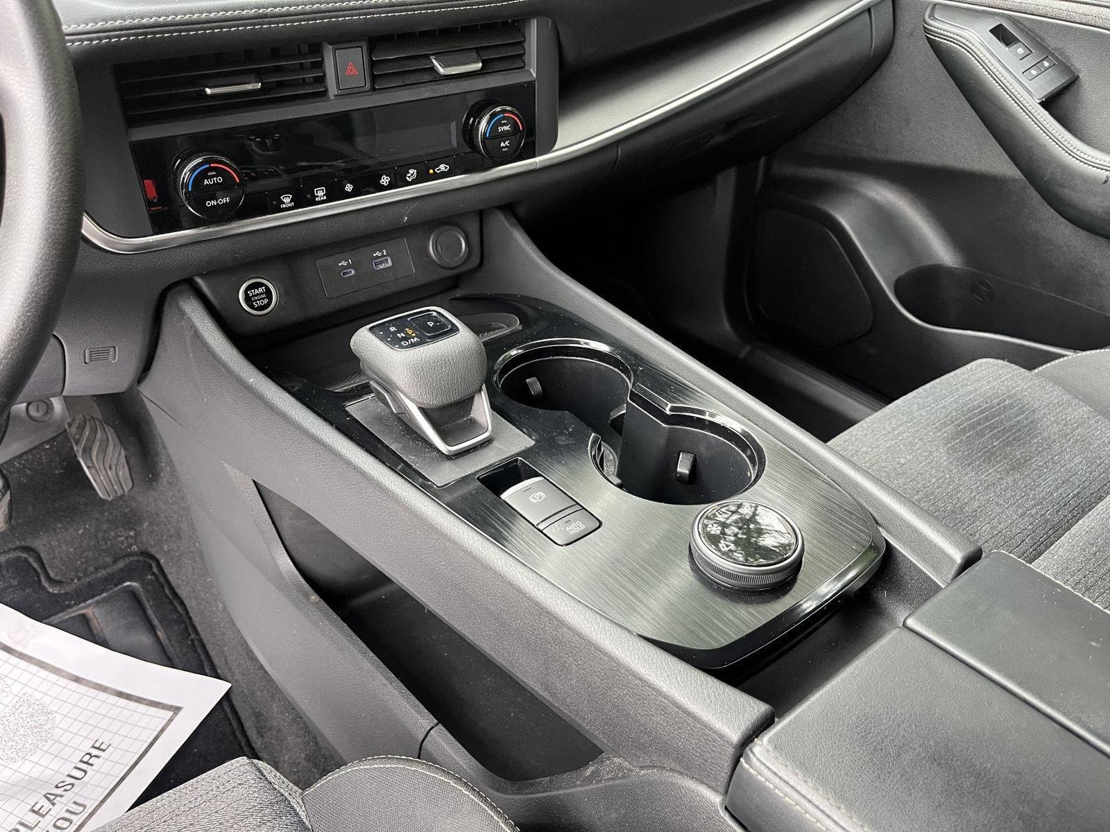 Used 2023 Super Black Nissan SV image 25