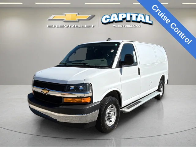 Used 2025 White Chevrolet Work Van image 10