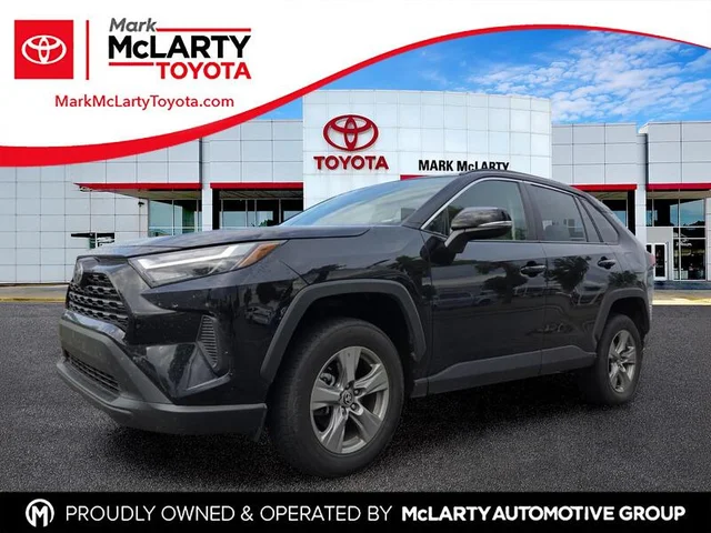 2024 TOYOTA RAV4 XLE