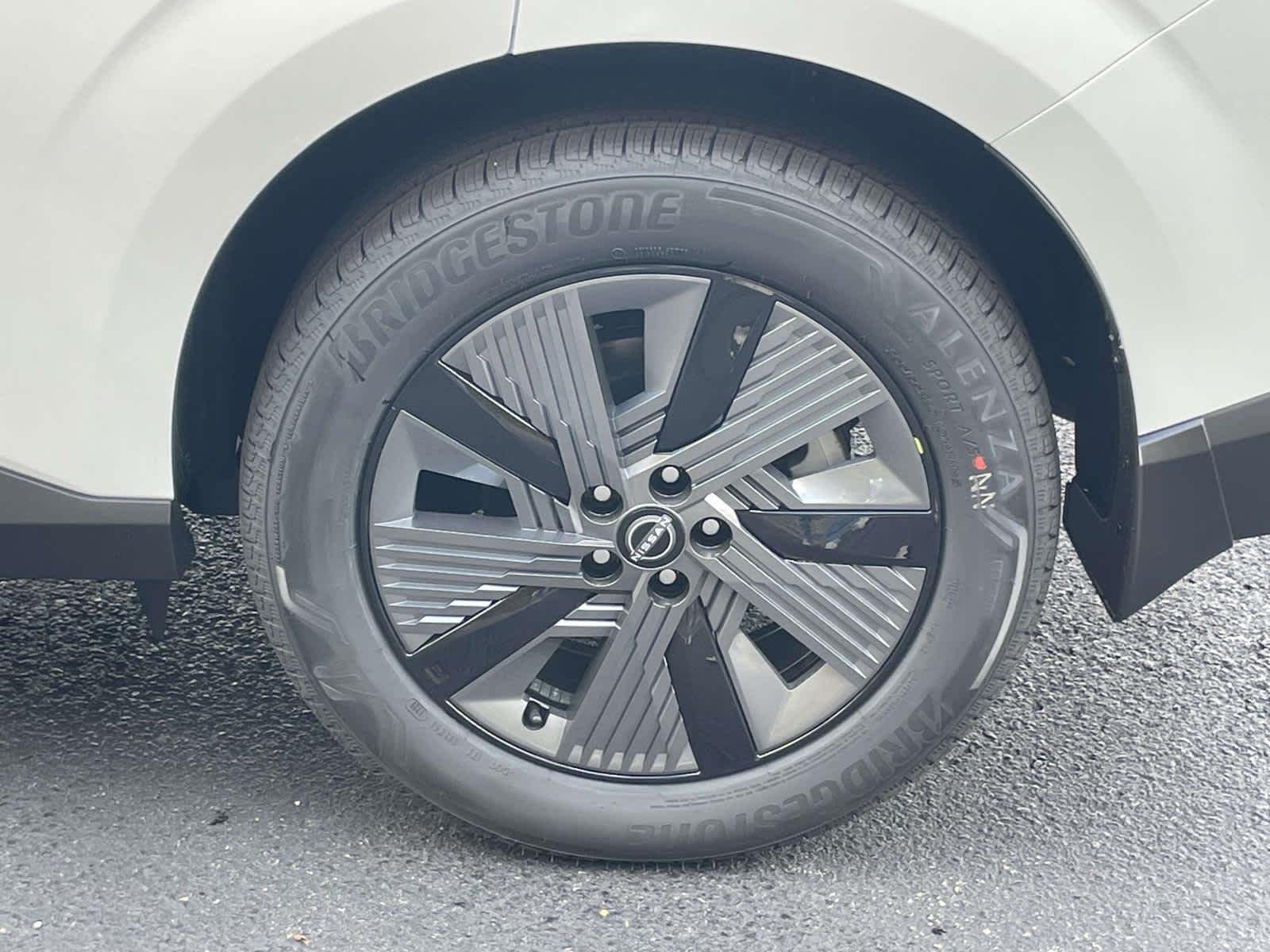 New 2026 Everest White Pearl Tricoat Nissan SL image 12