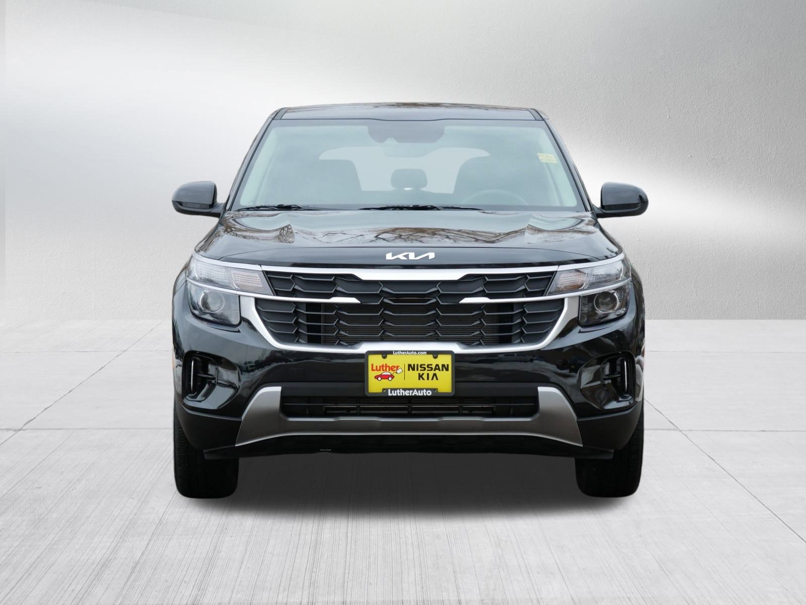 Used 2024 Kia Seltos LX with VIN KNDEPCAA1R7579742 for sale in Inver Grove, Minnesota