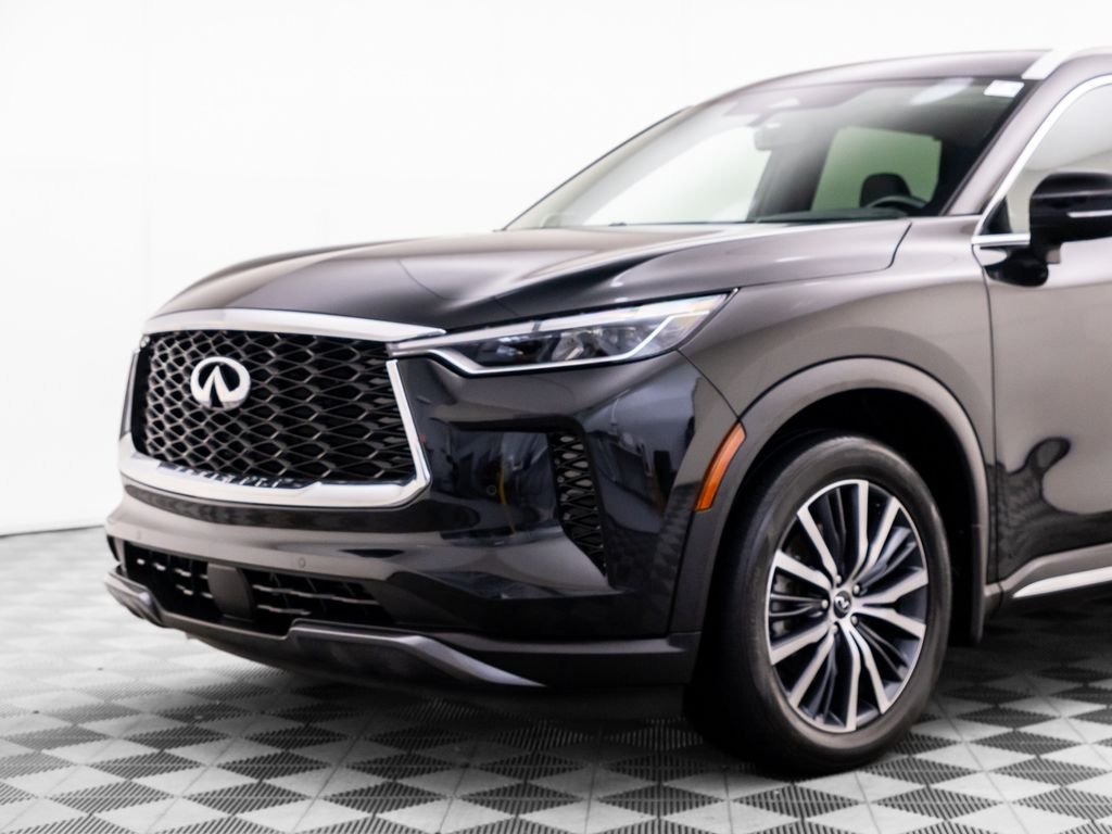 Used 2023 Mineral INFINITI Sensory image 40