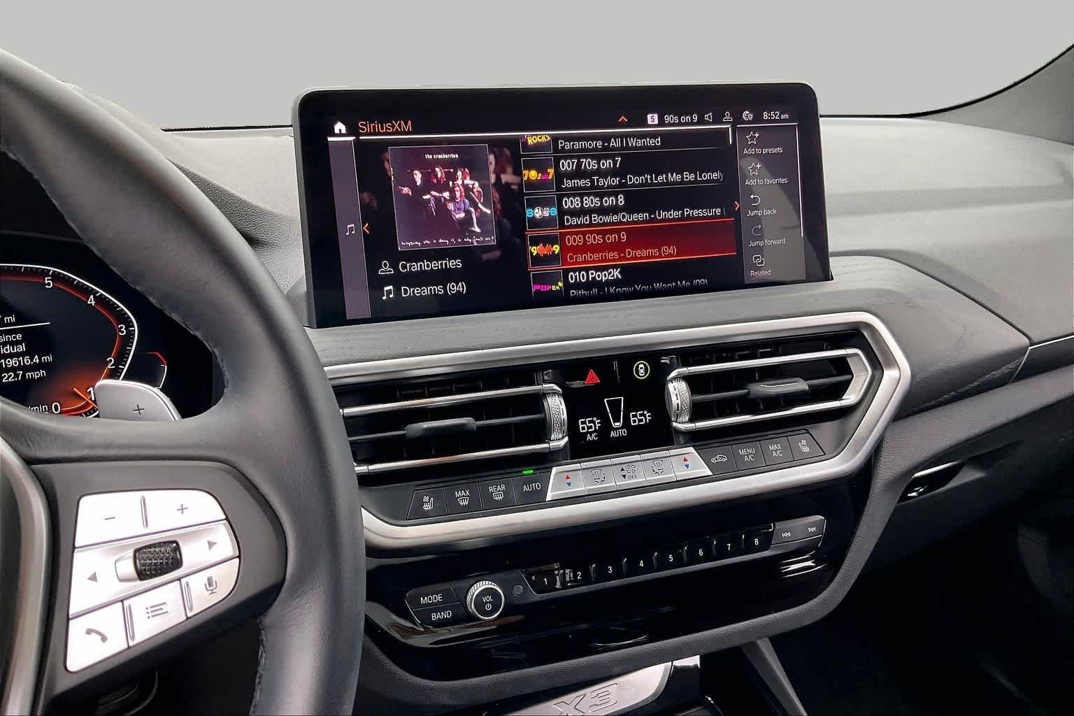 Used 2024 Skyscraper Grey Metallic BMW xDrive30i image 6