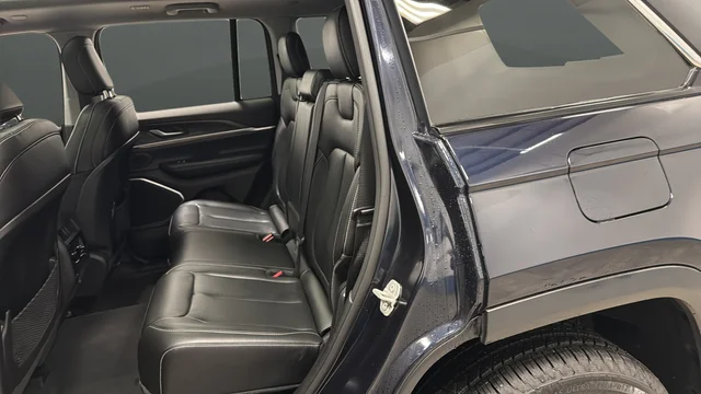 Used 2023 Midnight Sky Jeep 4xe image 23