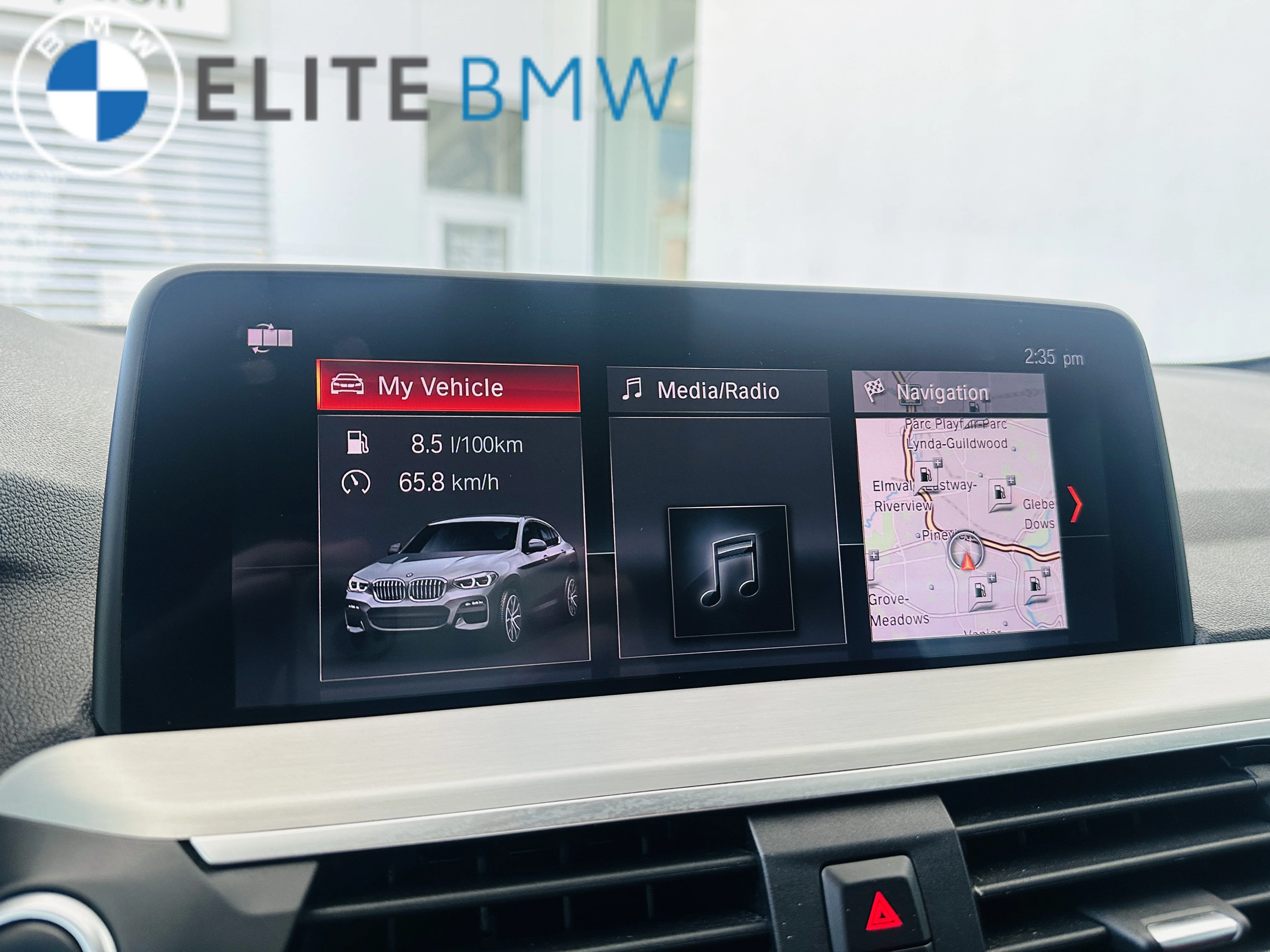 Used 2019 Alpine White Non-Metallic BMW XDRIVE30I image 2