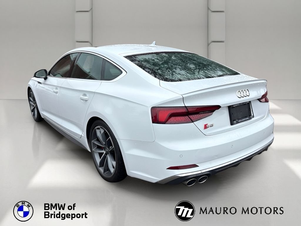 Used 2019  Audi Premium Plus image 4