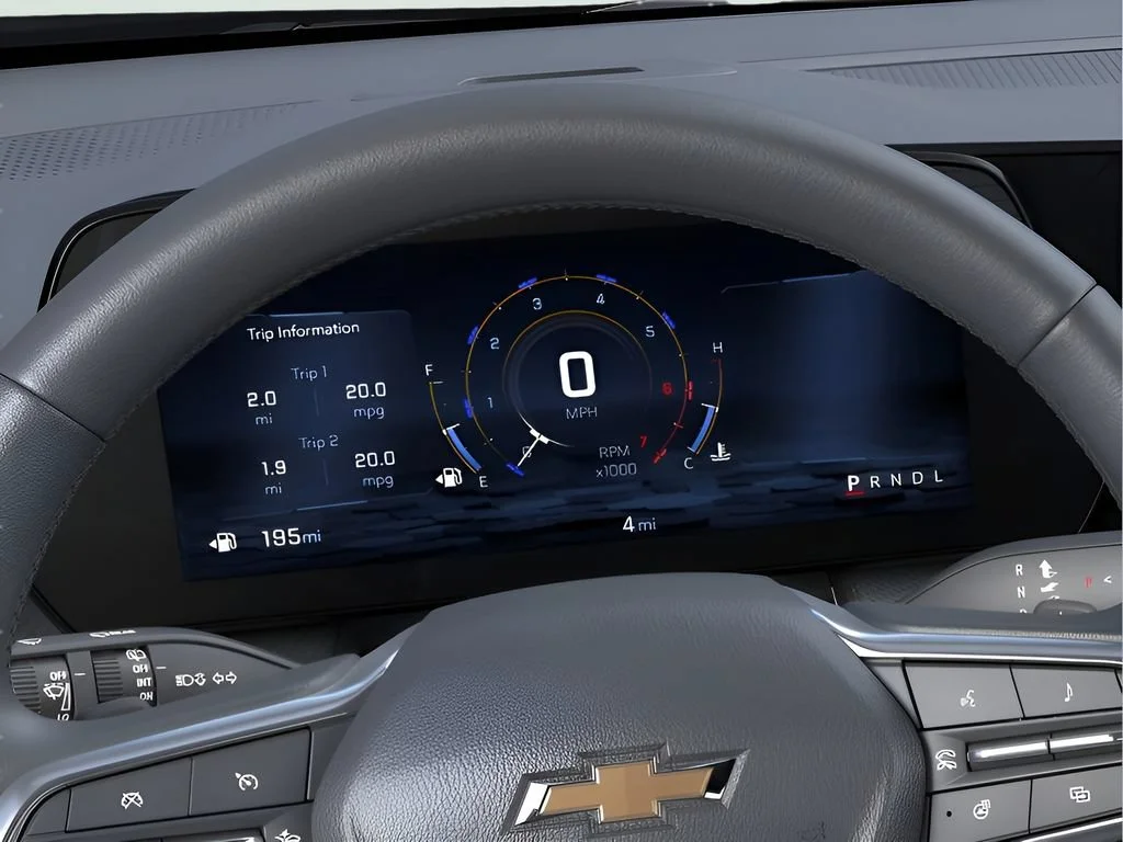 New 2027 Summit White Chevrolet LT image 12