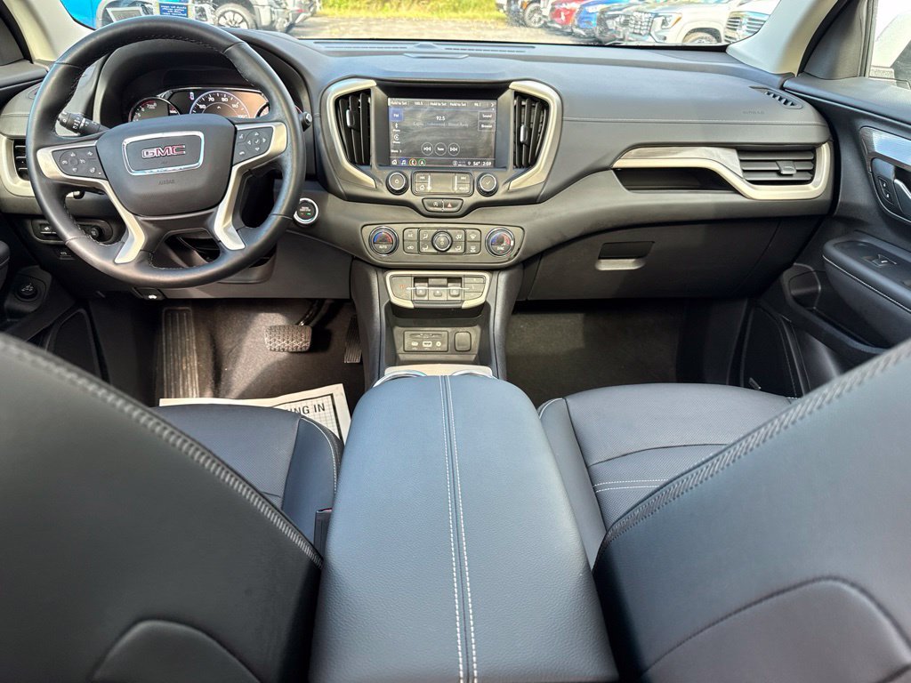 Used 2024 White GMC Denali image 17