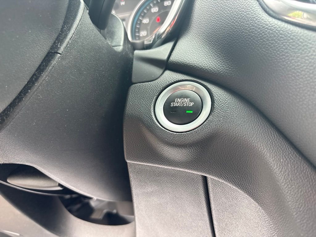 Used 2019 Gray Chevrolet LT image 26
