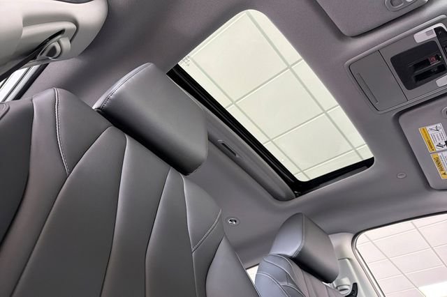 New 2026 Platinum White Pearl Acura Base image 14
