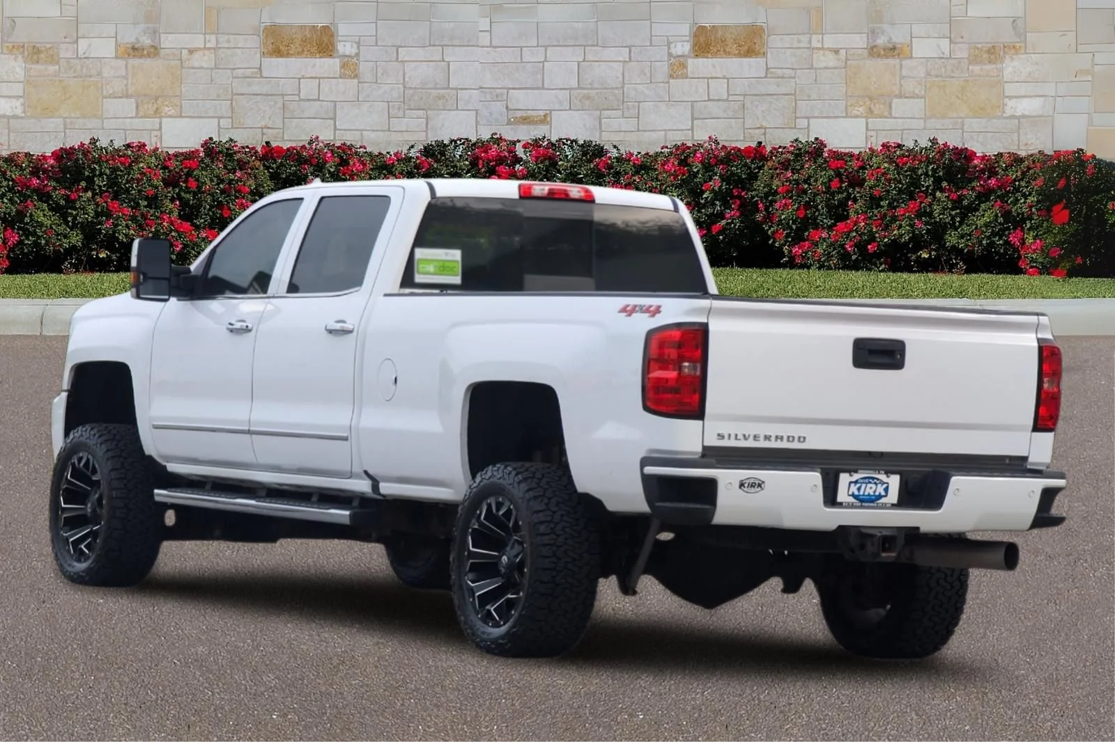 Used 2019 SUMMIT WHITE Chevrolet High Country image 5