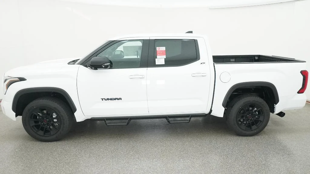 New 2026 Ice Cap Toyota SR5 image 26