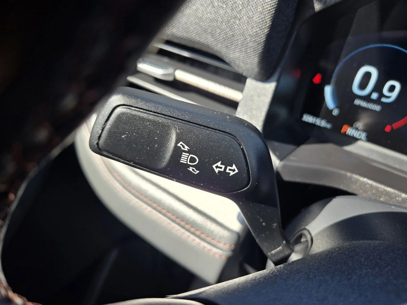 Used 2025 Blue Ford Active image 23