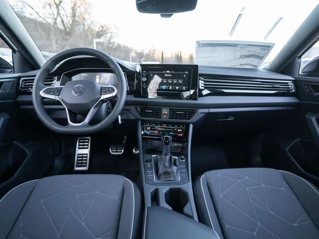 New 2026 White Volkswagen 1.5T Sport image 12