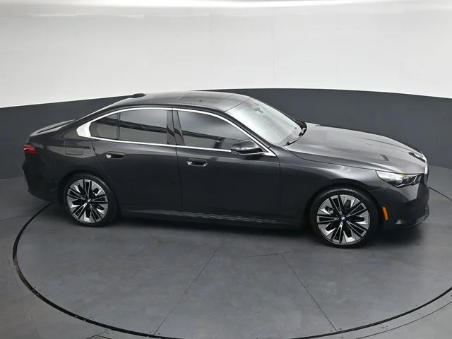 Used 2025 Gray BMW eDrive40 image 26