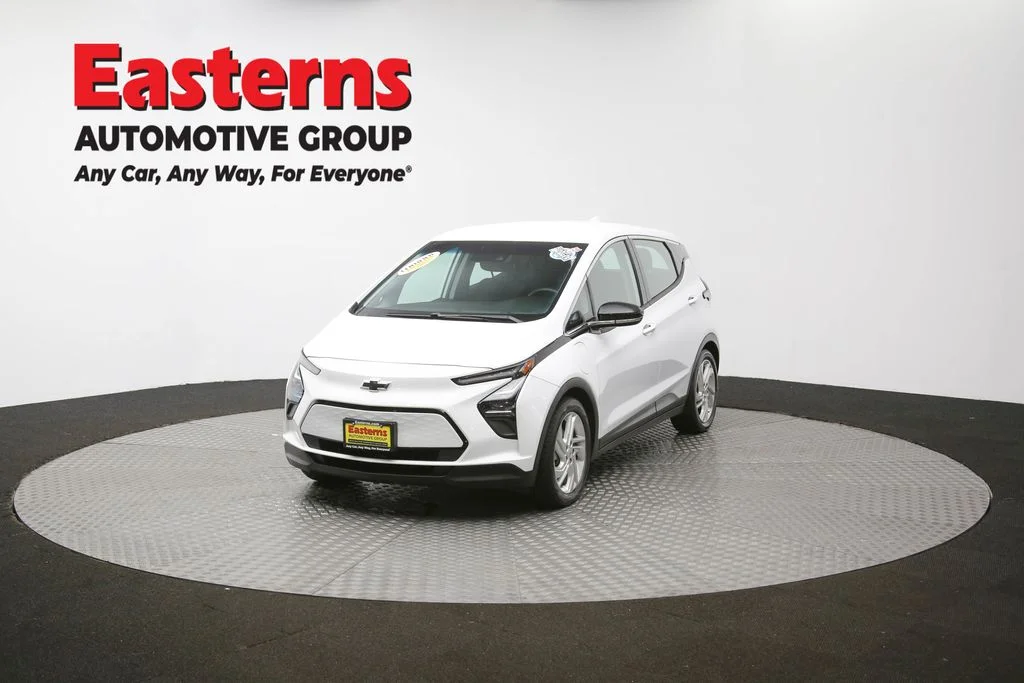 Used 2023 White Chevrolet 1LT image 54