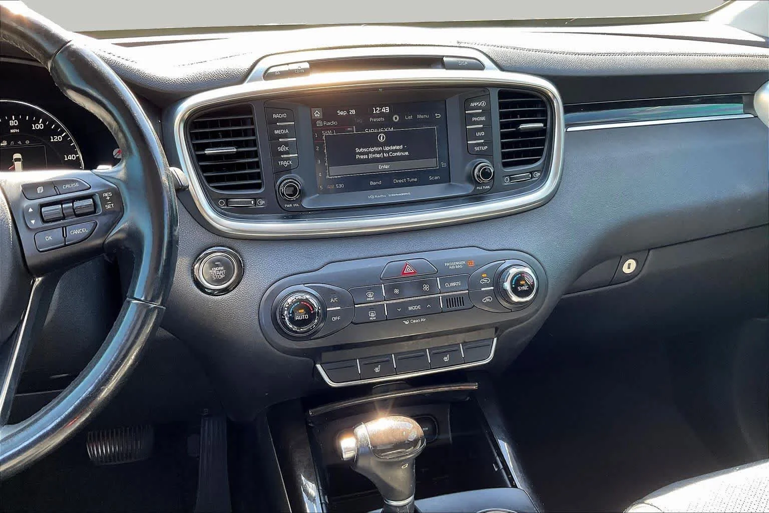 Used 2017 Snow White Pearl Kia EX image 7