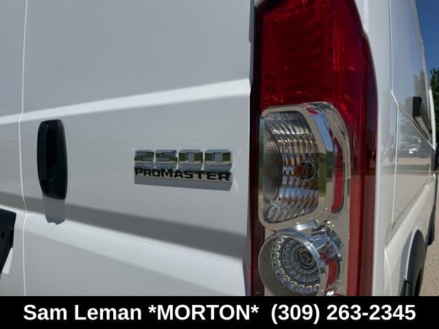 New 2026 Bright White Clear-Coat Exterior Paint Ram High Roof image 17