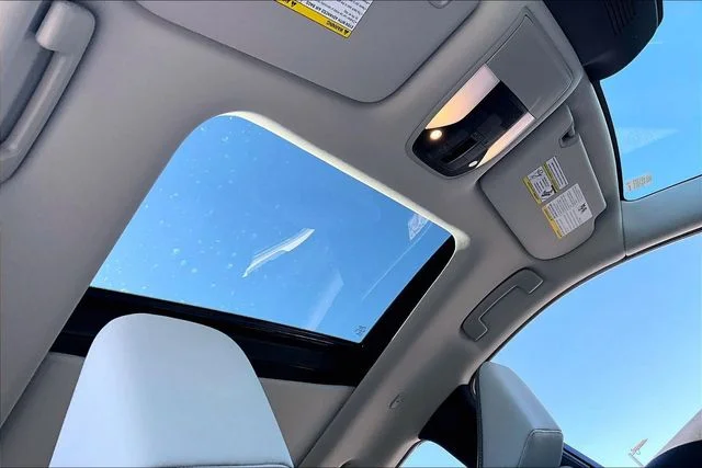 New 2027 Blue INFINITI LUXE image 22