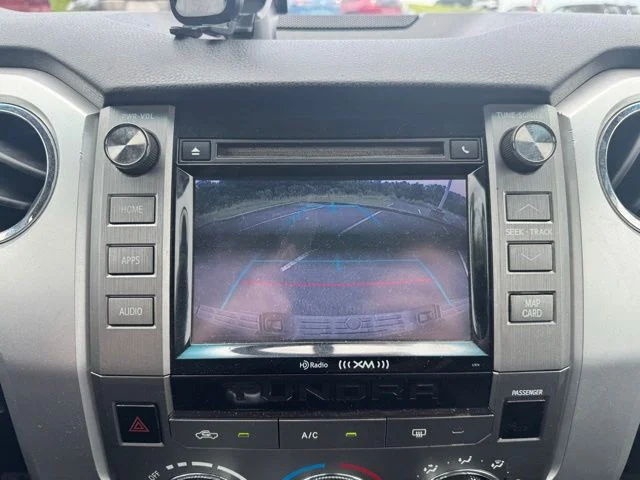 Used 2015 Black Toyota SR5 image 18