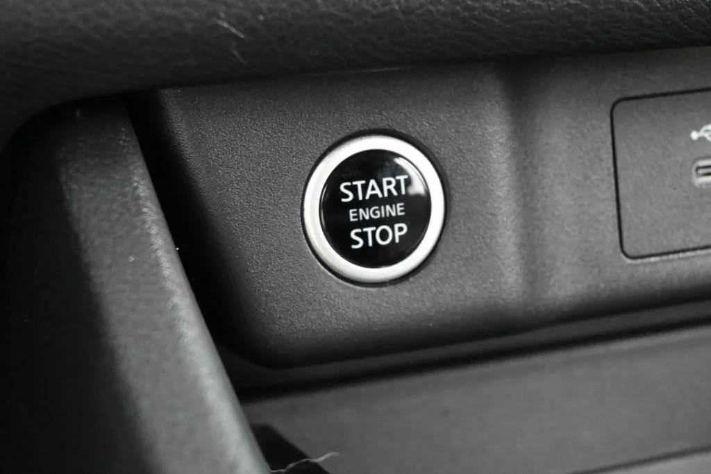 Used 2021 Gray Nissan S image 26