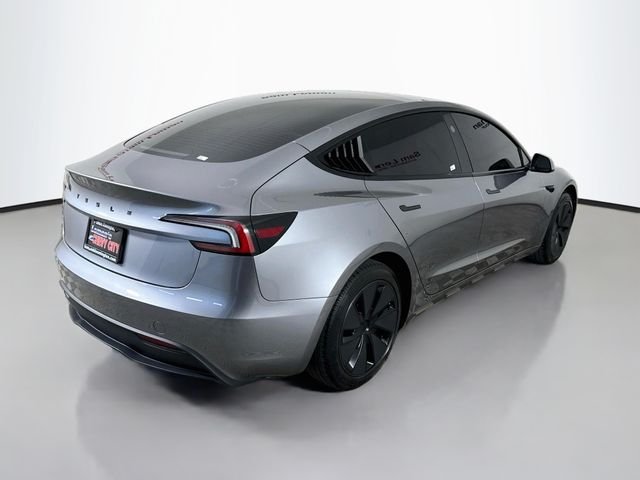 Used 2025  Tesla Long Range image 7