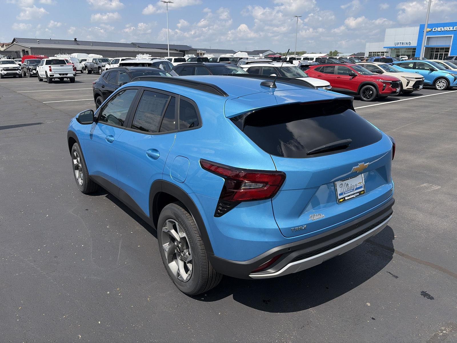 2026 Chevrolet Trax LT - Photo 6