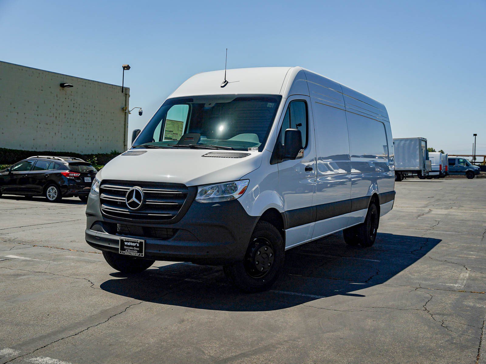 New 2026 Arctic White Mercedes-Benz 4500 High Roof I4 Diesel HO 170 Extended RWD image 1