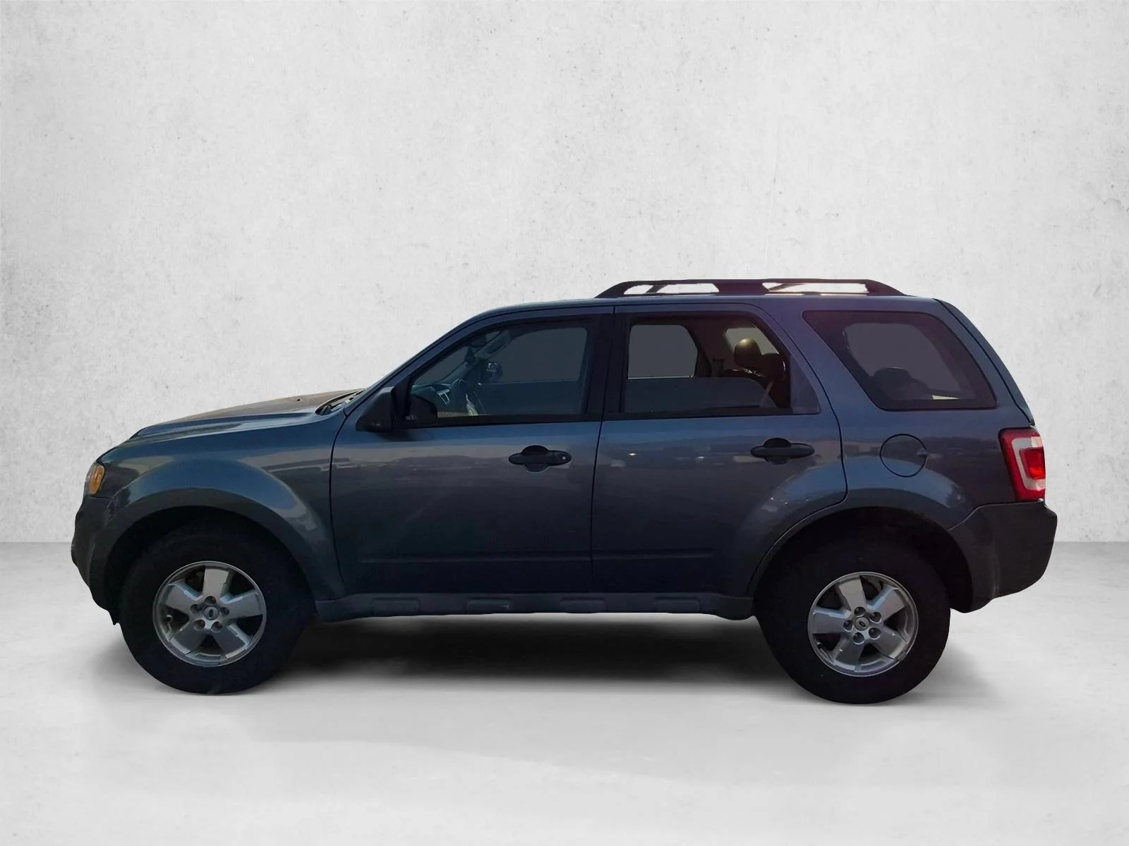 Used 2012 Steel Blue Metallic Ford XLS image 8