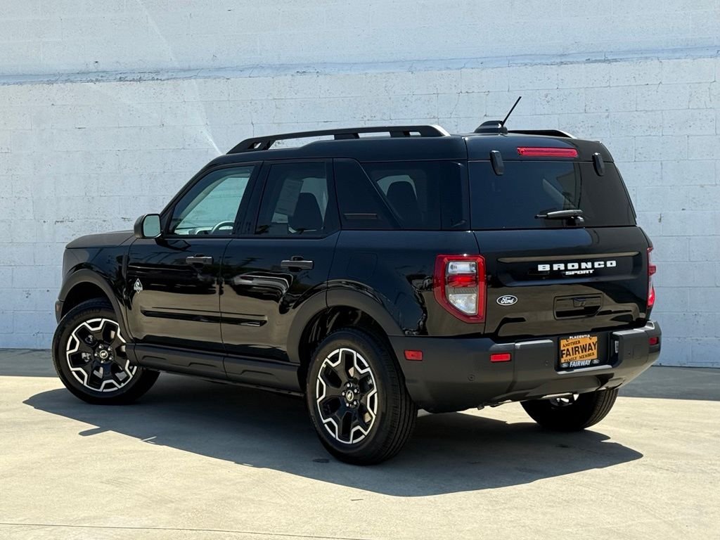 New 2026 Shadow Black Ford Outer Banks® image 3