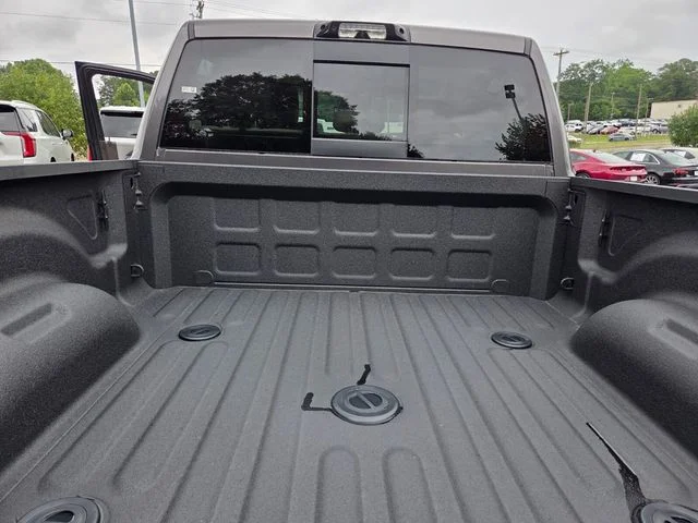 New 2026 Granite Crystal Metallic Clear-Coat Exterior Paint RAM Laramie image 26
