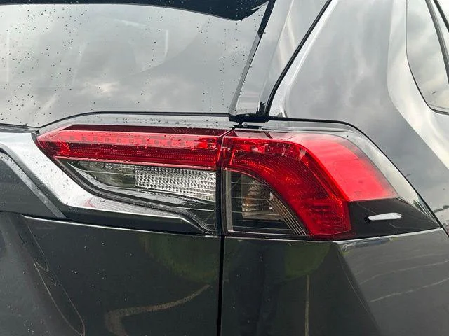 Certified Used 2025 MAGNETIC GRAY MET. Toyota  image 14