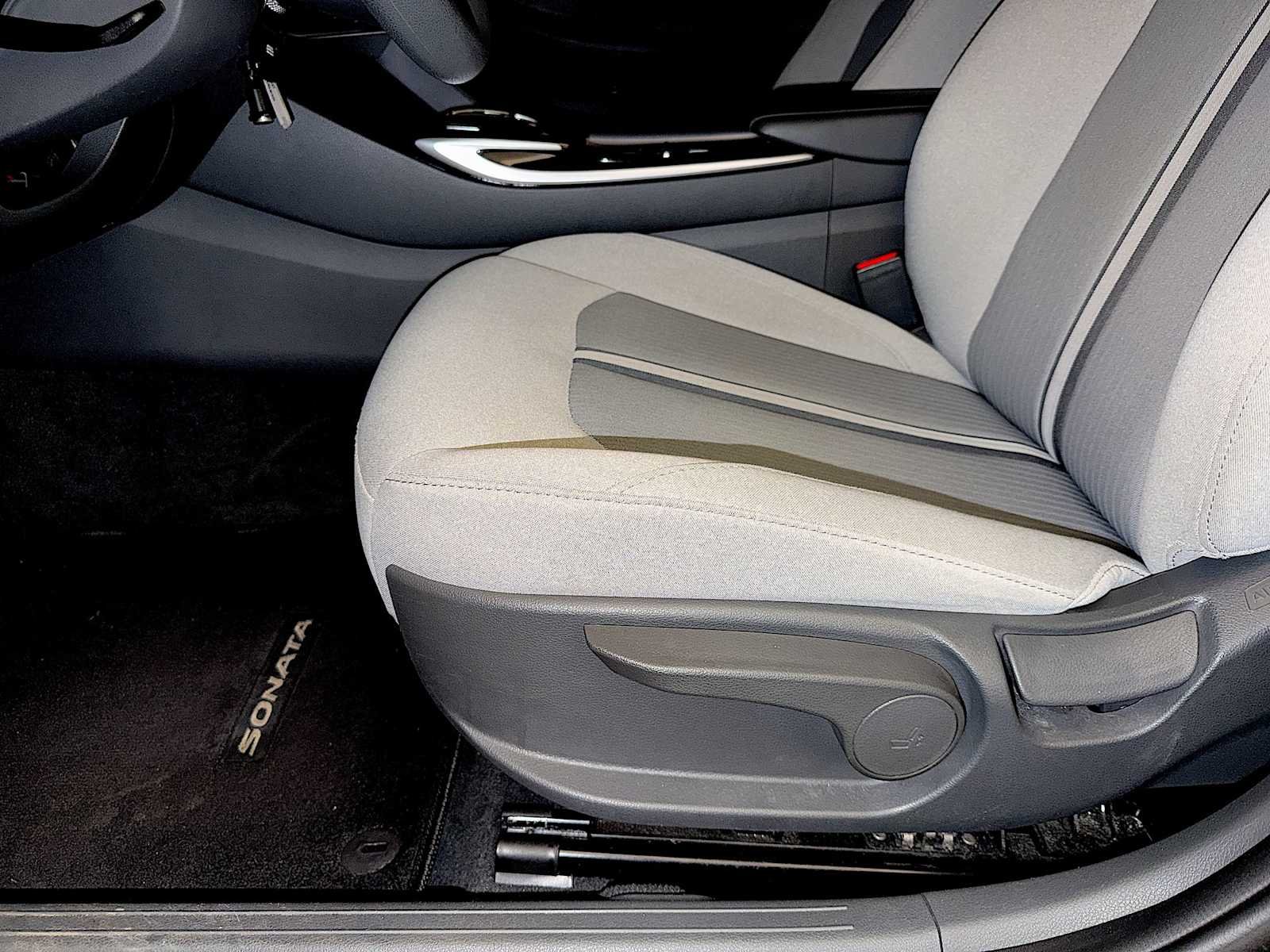 2020 Hyundai Sonata SE - Photo 10