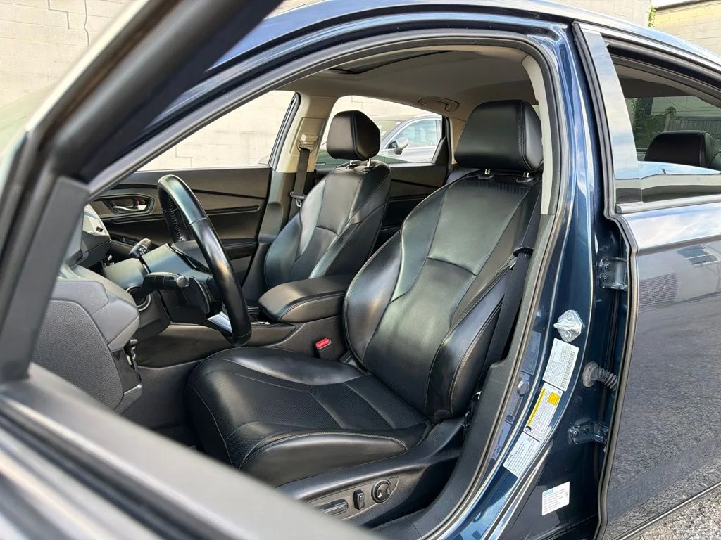Used 2023  Honda Touring image 24