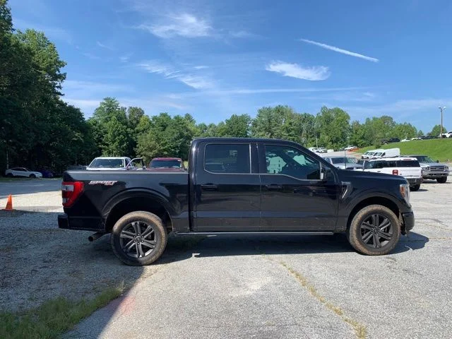 Used 2023 Agate Black Metallic Ford Lariat image 9