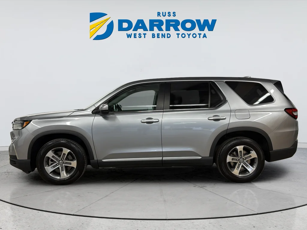 Used 2023 Silver Honda EX-L image 2