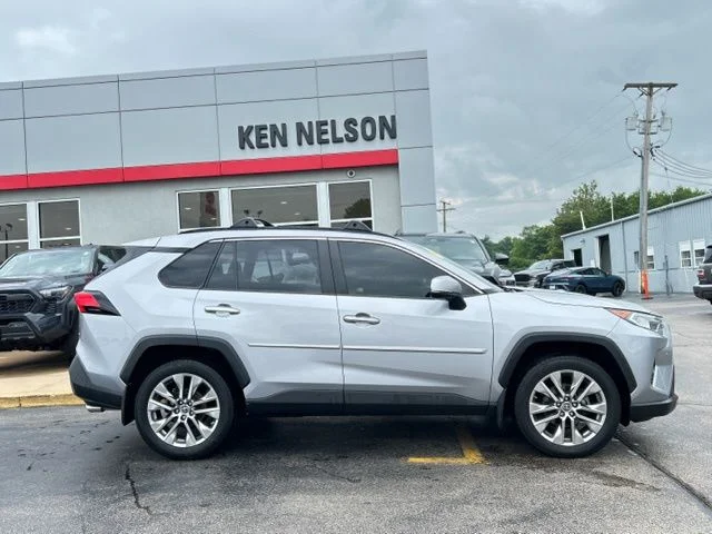 Used 2019 Silver Sky Metallic Toyota Limited image 15