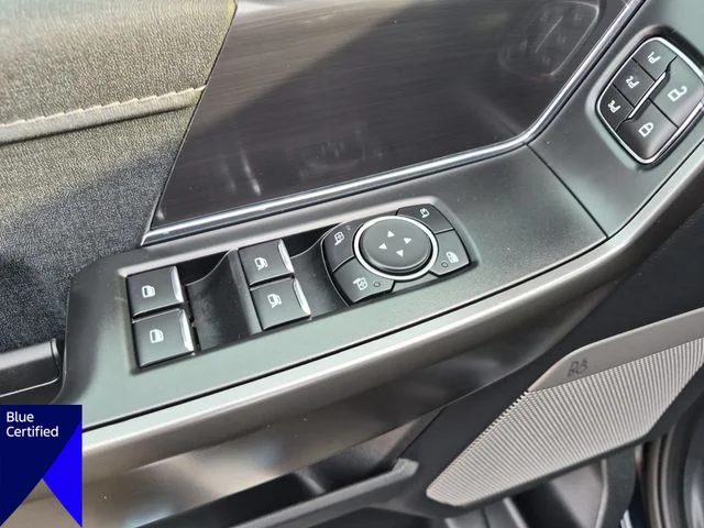 Used 2025 Blue Ford Lariat image 13
