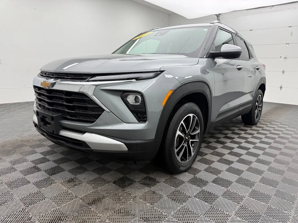 Used 2024 Gray Chevrolet LT image 2
