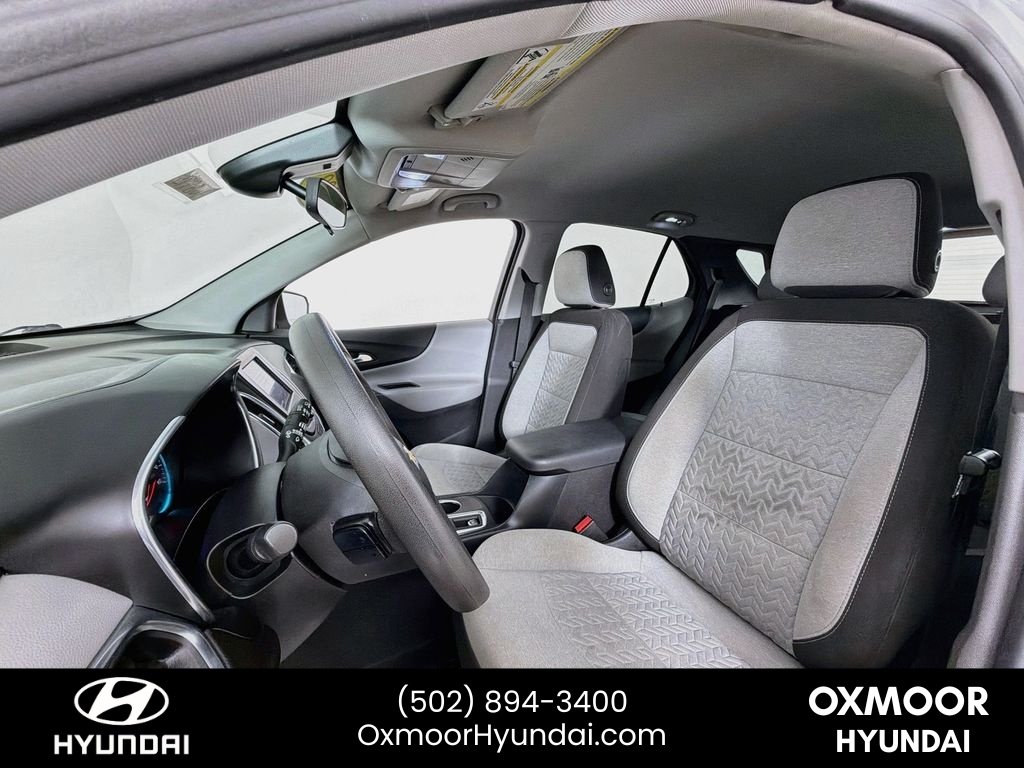 Used 2022 Silver Ice Metallic Chevrolet LT image 19