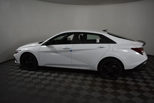 New 2026 White Hyundai SEL Sport image 3