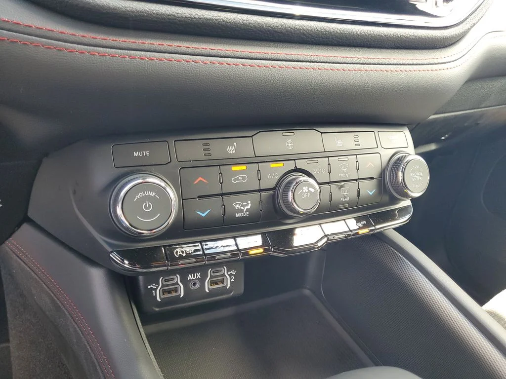 New 2025 Triple Nickel Exterior Paint Dodge GT image 19