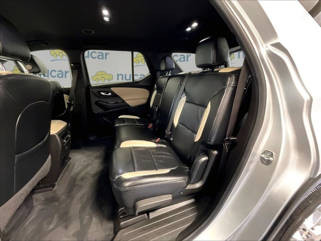 Used 2022 Silver Chevrolet LS image 15