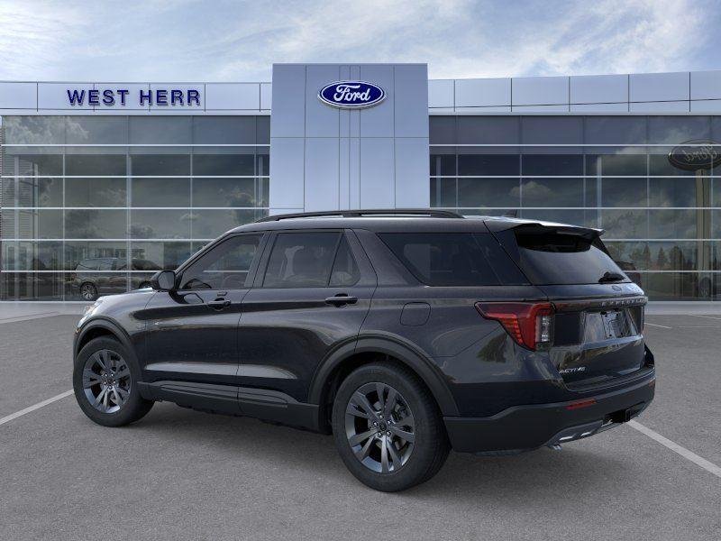 Used 2026 Agate Black Metallic Ford Active image 5